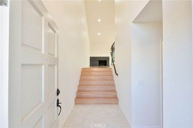 716 Blue Oak, Newbury Park, CA 91320