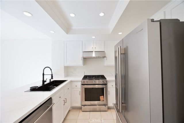 716 Blue Oak, Newbury Park, CA 91320