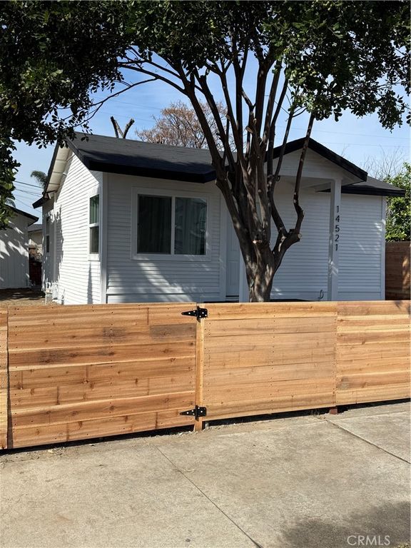 Image 2 of property listing at 14521 Marilla, Norwalk, CA 90650