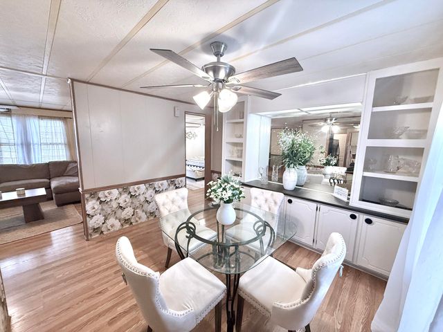 1390 Brantley Avenue, Summerton, SC 29148