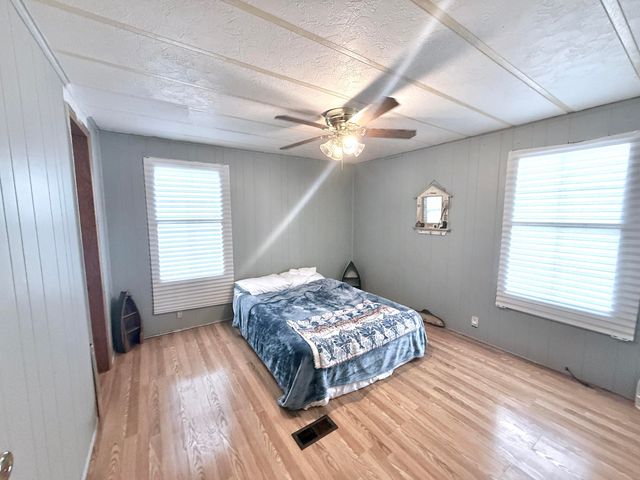 1390 Brantley Avenue, Summerton, SC 29148