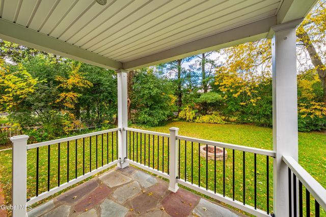 1231 Sumner Avenue, Schenectady, NY 12309