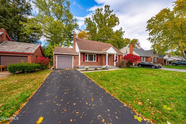 1231 Sumner Avenue, Schenectady, NY 12309