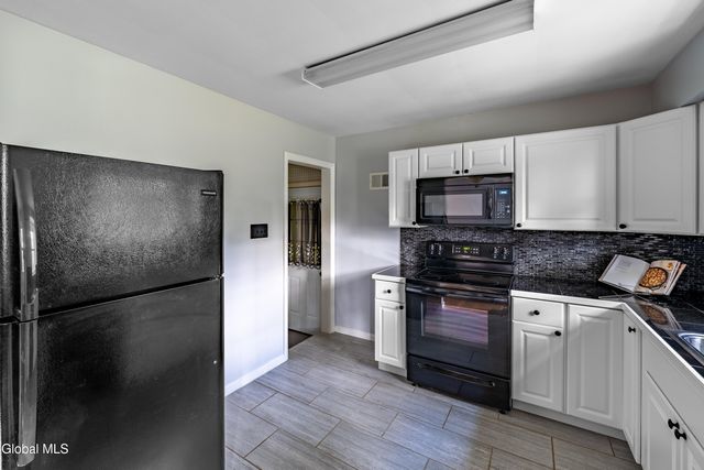 1231 Sumner Avenue, Schenectady, NY 12309