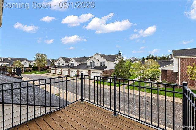 27204 Chantel Drive, Commerce Charter Township, MI 48390