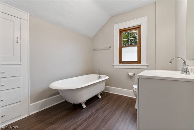 2206 S Linden Avenue, Alliance, OH 44601