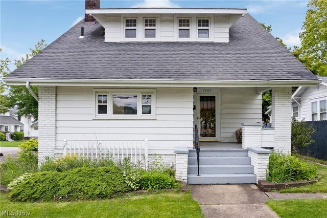 2206 S Linden Avenue, Alliance, OH 44601