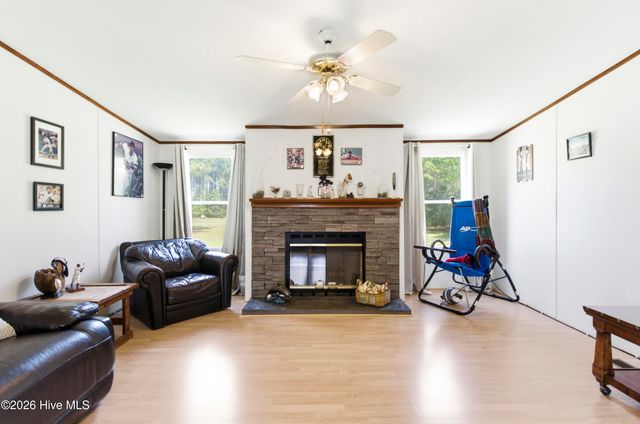 275 Folkstone Road, Holly Ridge, NC 28445