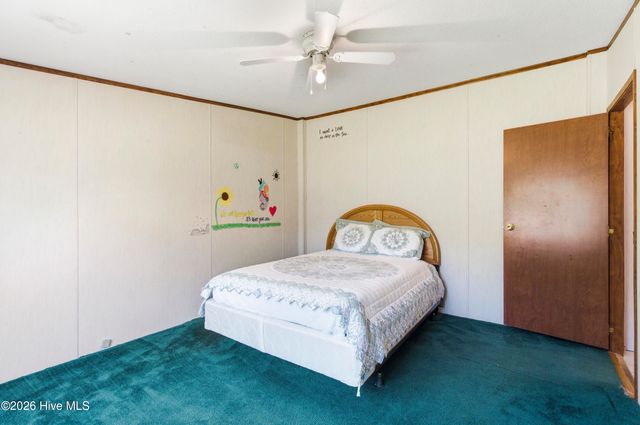 275 Folkstone Road, Holly Ridge, NC 28445