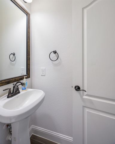 1305 Alexander Drive, Mckinney, TX 75071