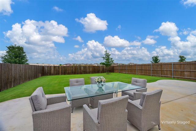 1305 Alexander Drive, Mckinney, TX 75071