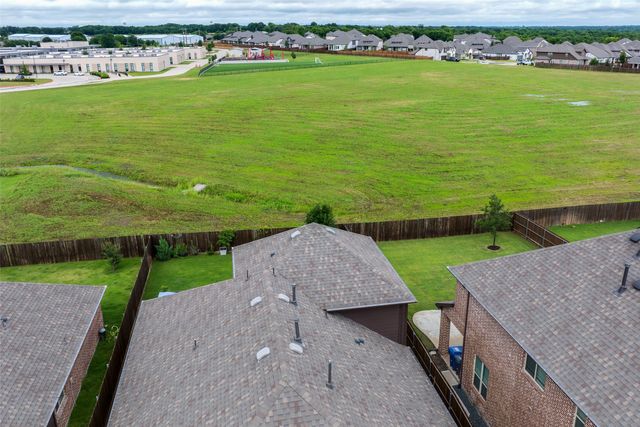 1305 Alexander Drive, Mckinney, TX 75071