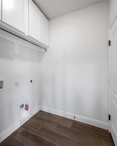 1305 Alexander Drive, Mckinney, TX 75071