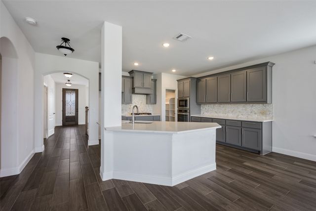 1305 Alexander Drive, Mckinney, TX 75071