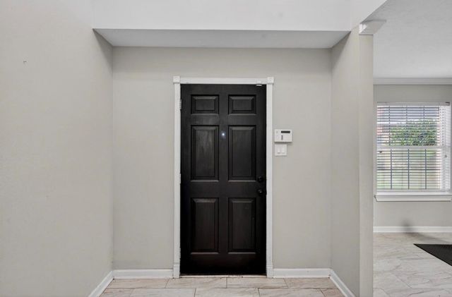 6046 Sandy Creek Drive, Baytown, TX 77523