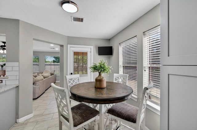 6046 Sandy Creek Drive, Baytown, TX 77523