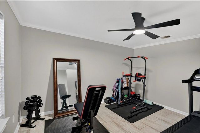 6046 Sandy Creek Drive, Baytown, TX 77523