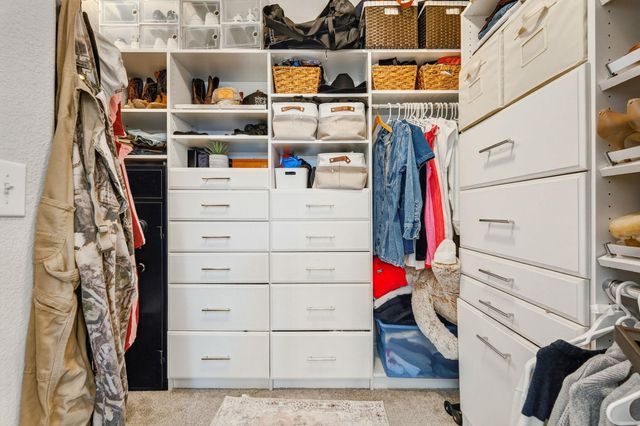 2206 Hermia ST 33, Austin, TX 78741