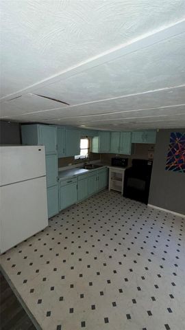 504 Bob Wills Road, Livingston, TX 77351