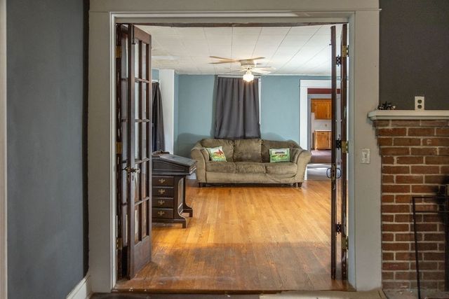 59 River St, Bernardston, MA 01337