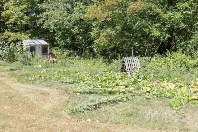 59 River St, Bernardston, MA 01337