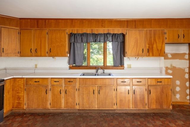 59 River St, Bernardston, MA 01337