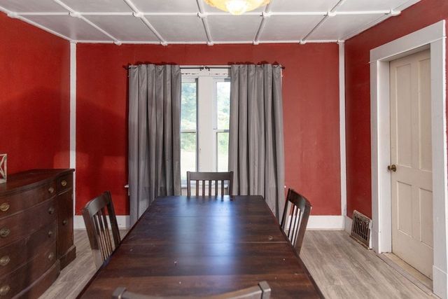 59 River St, Bernardston, MA 01337