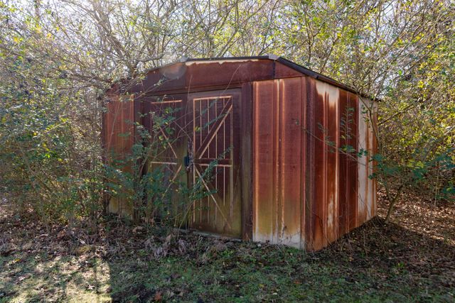 2104 & 2112 Peterson Road, Denison, TX 75021