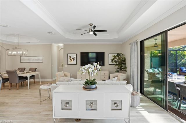 28091 Foxrock CT, Bonita Springs, FL 34135