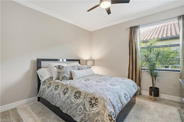 28091 Foxrock CT, Bonita Springs, FL 34135