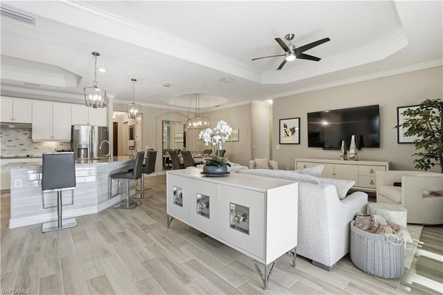 28091 Foxrock CT, Bonita Springs, FL 34135