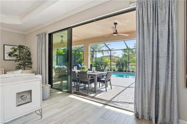 28091 Foxrock CT, Bonita Springs, FL 34135