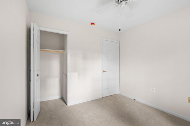 5 LONGWORTH CT, Gaithersburg, MD 20879