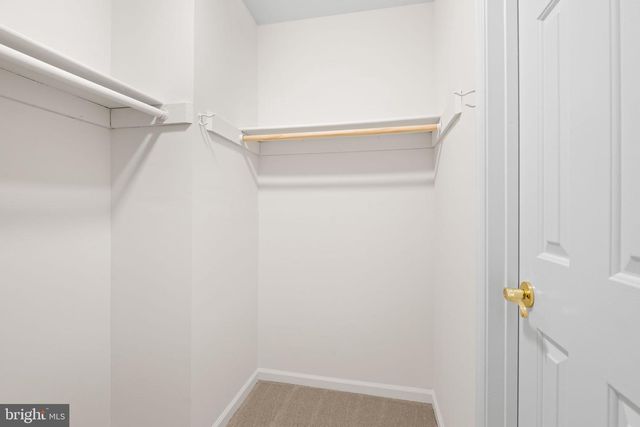 5 LONGWORTH CT, Gaithersburg, MD 20879