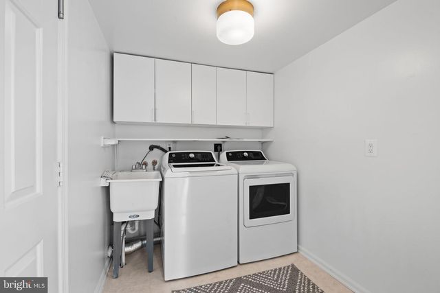 5 LONGWORTH CT, Gaithersburg, MD 20879