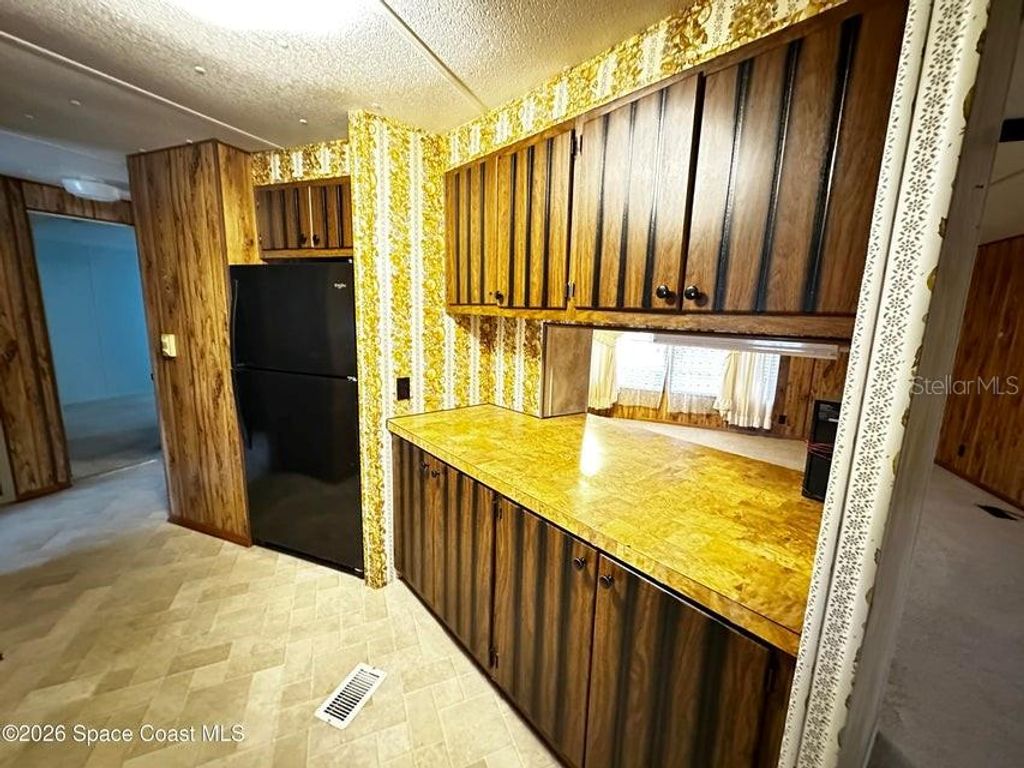 Image 6 of property listing at 4175 HESS AVENUE, Cocoa, FL 32926