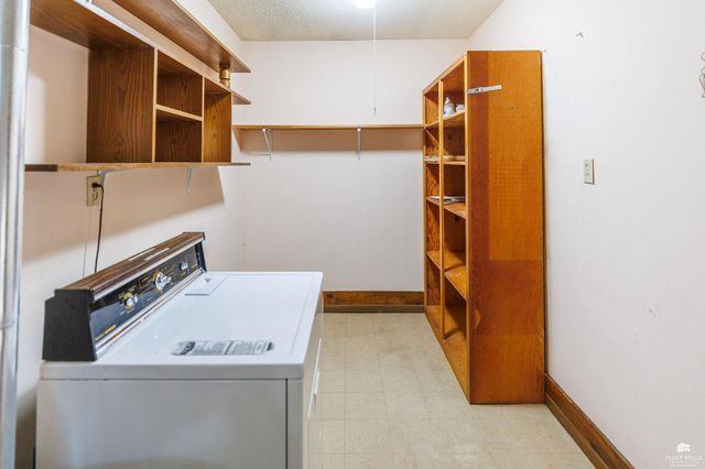 1412 W 11th Street, Junction City, KS 66441