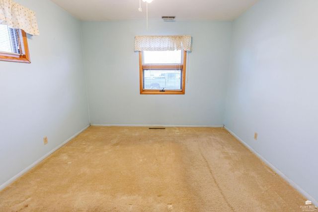 1412 W 11th Street, Junction City, KS 66441