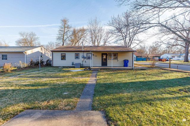 1412 W 11th Street, Junction City, KS 66441