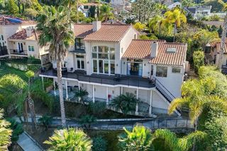 2524 La Costa Avenue, Carlsbad, CA 92009