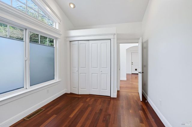 105 Hooker Ave, Sonoma, CA 95476