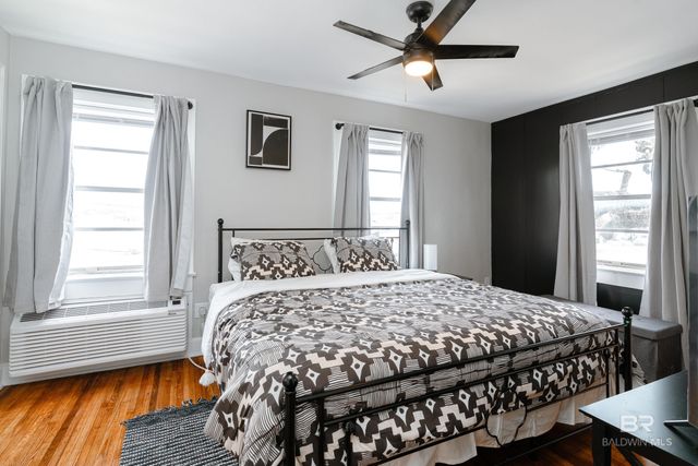 1300 Illinois Street, Mobile, AL 36604