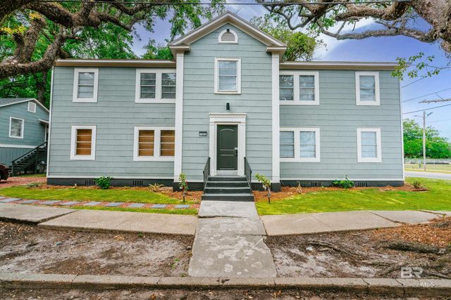 1300 Illinois Street, Mobile, AL 36604
