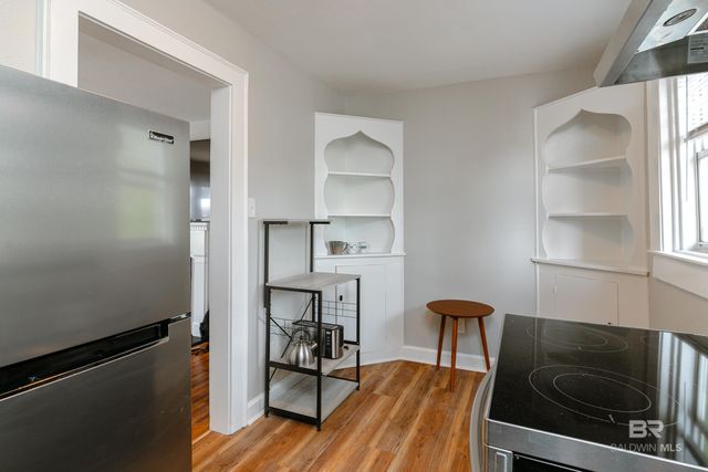 1300 Illinois Street, Mobile, AL 36604