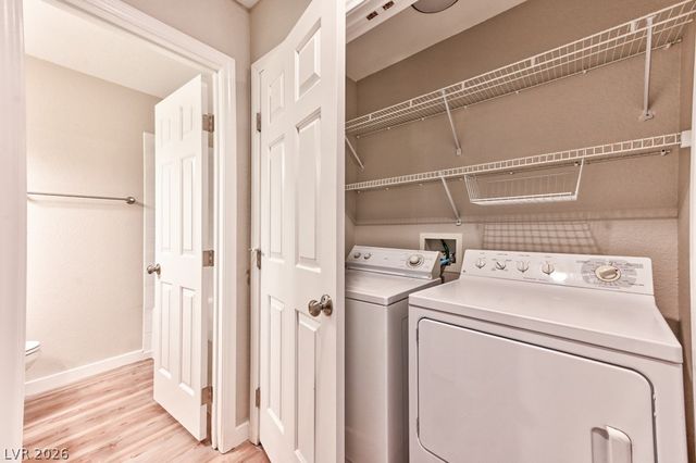 9321 Mount Bret Avenue 102, Las Vegas, NV 89129