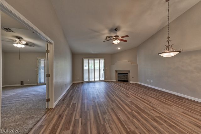 9321 Mount Bret Avenue 102, Las Vegas, NV 89129