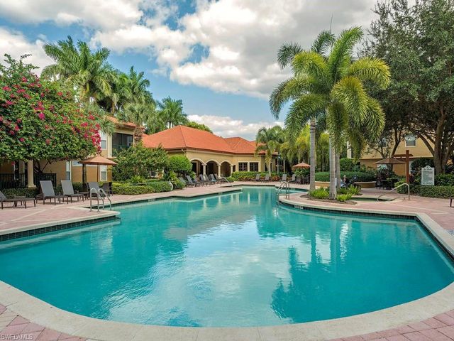 8930 Colonnades CT E # 627, Bonita Springs, FL 34135