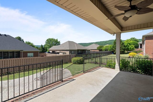 4510 Stone Park Circle, Owens Cross Roads, AL 35763