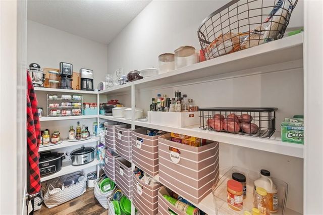 4209 N 141st Street, Basehor, KS 66007