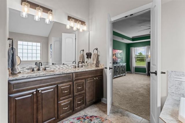 4209 N 141st Street, Basehor, KS 66007